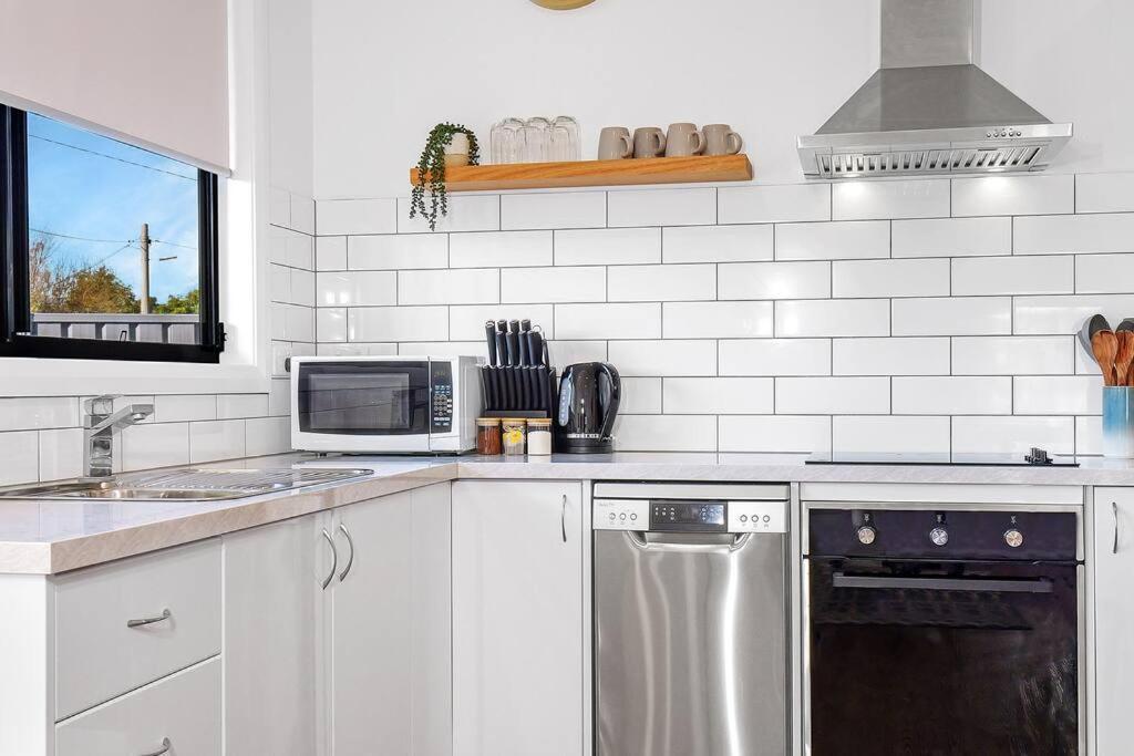 Nth 3br - Split Systems Throughout & Wifi *